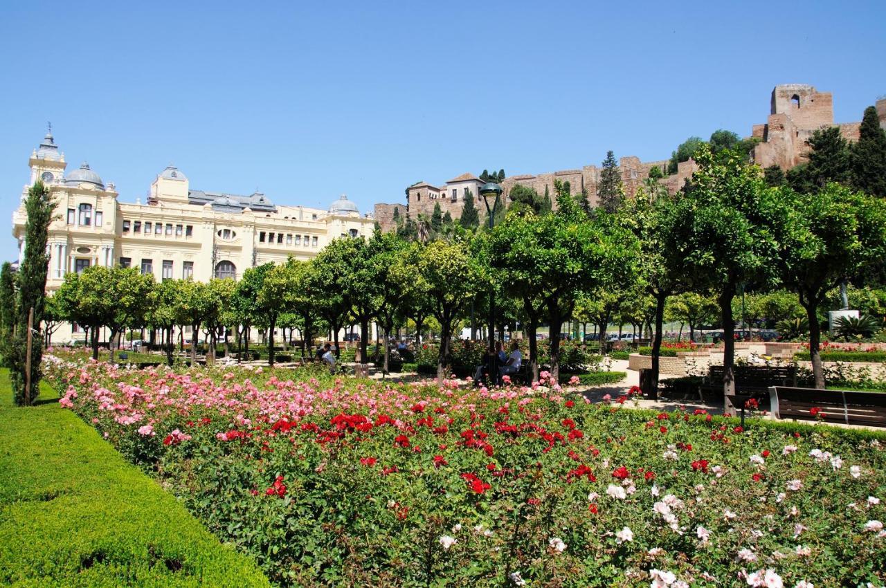 Malaga Centre Apartment With Parking Extérieur photo