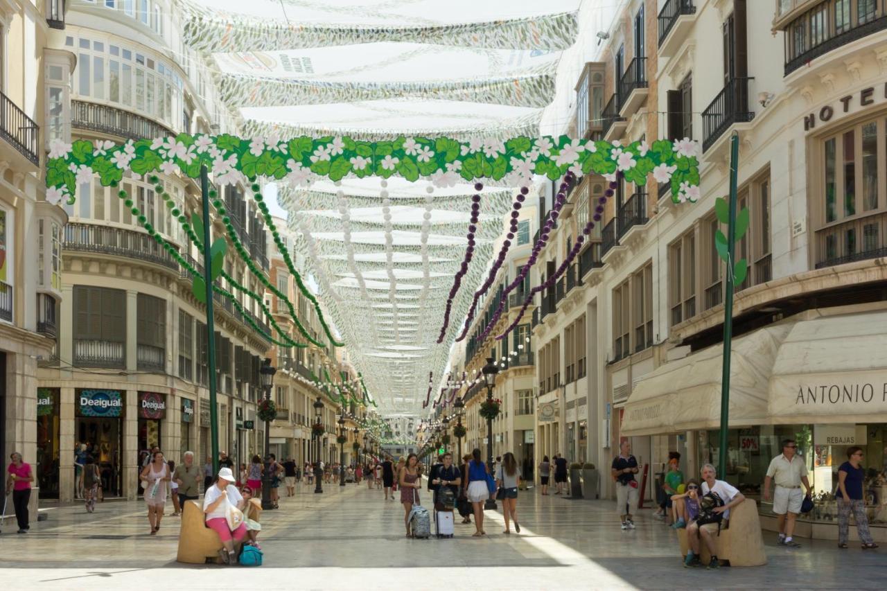 Malaga Centre Apartment With Parking Extérieur photo
