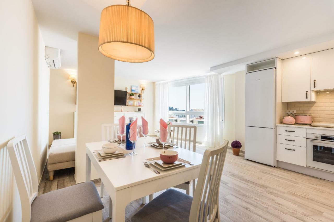 Malaga Centre Apartment With Parking Extérieur photo
