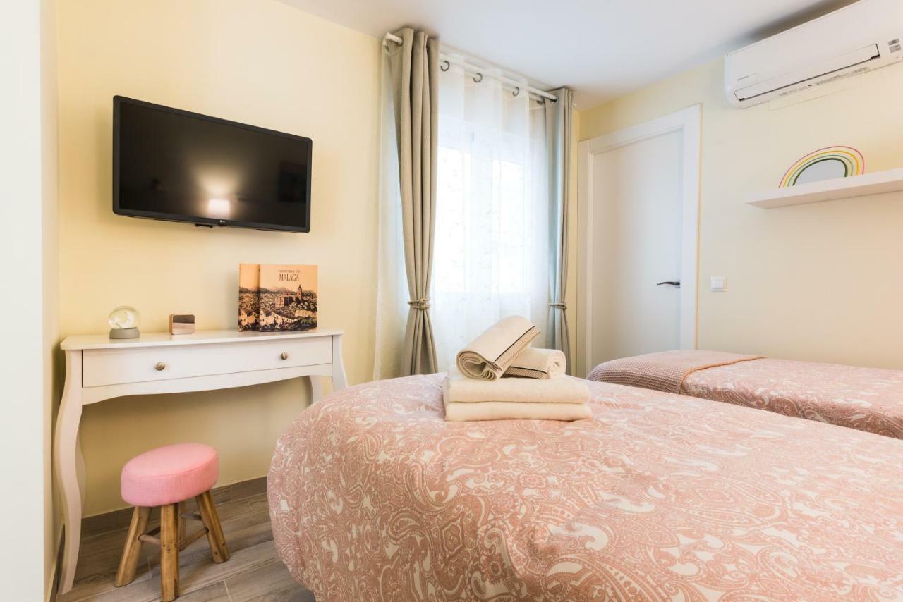 Malaga Centre Apartment With Parking Extérieur photo