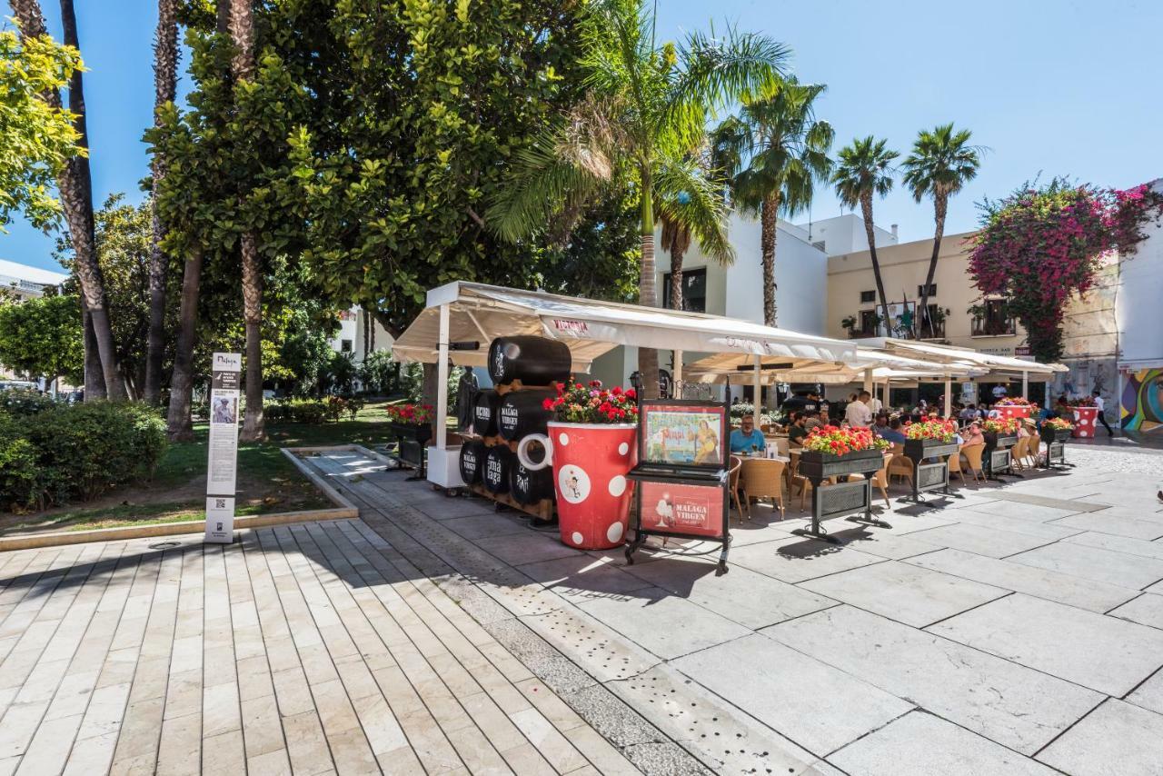 Malaga Centre Apartment With Parking Extérieur photo
